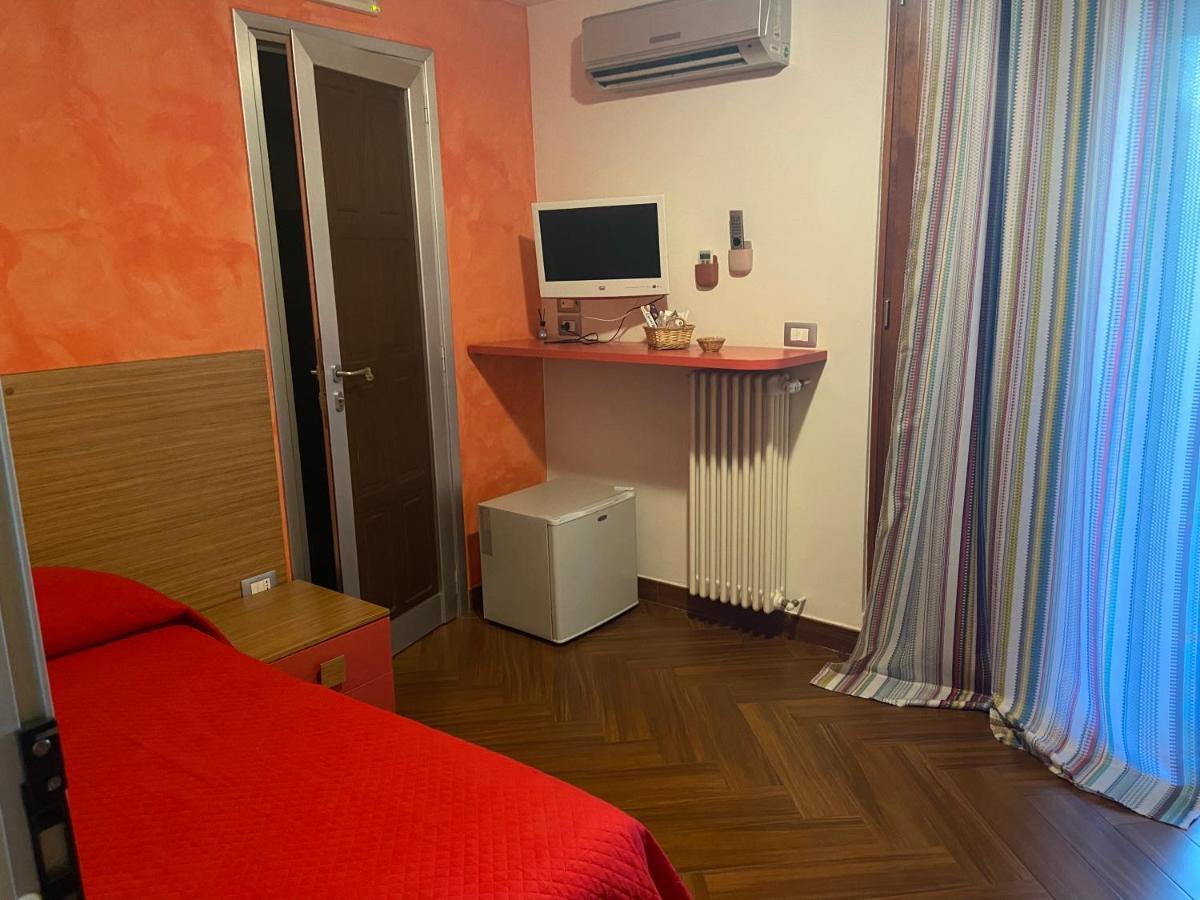 ביצ'לייה B&B Al Porto Novo מראה חיצוני תמונה